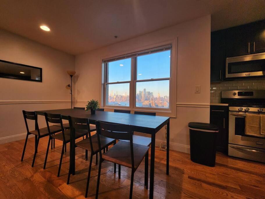 Luxurious 2 Bed ! Mins To Nyc! Apartment Union City Exterior photo